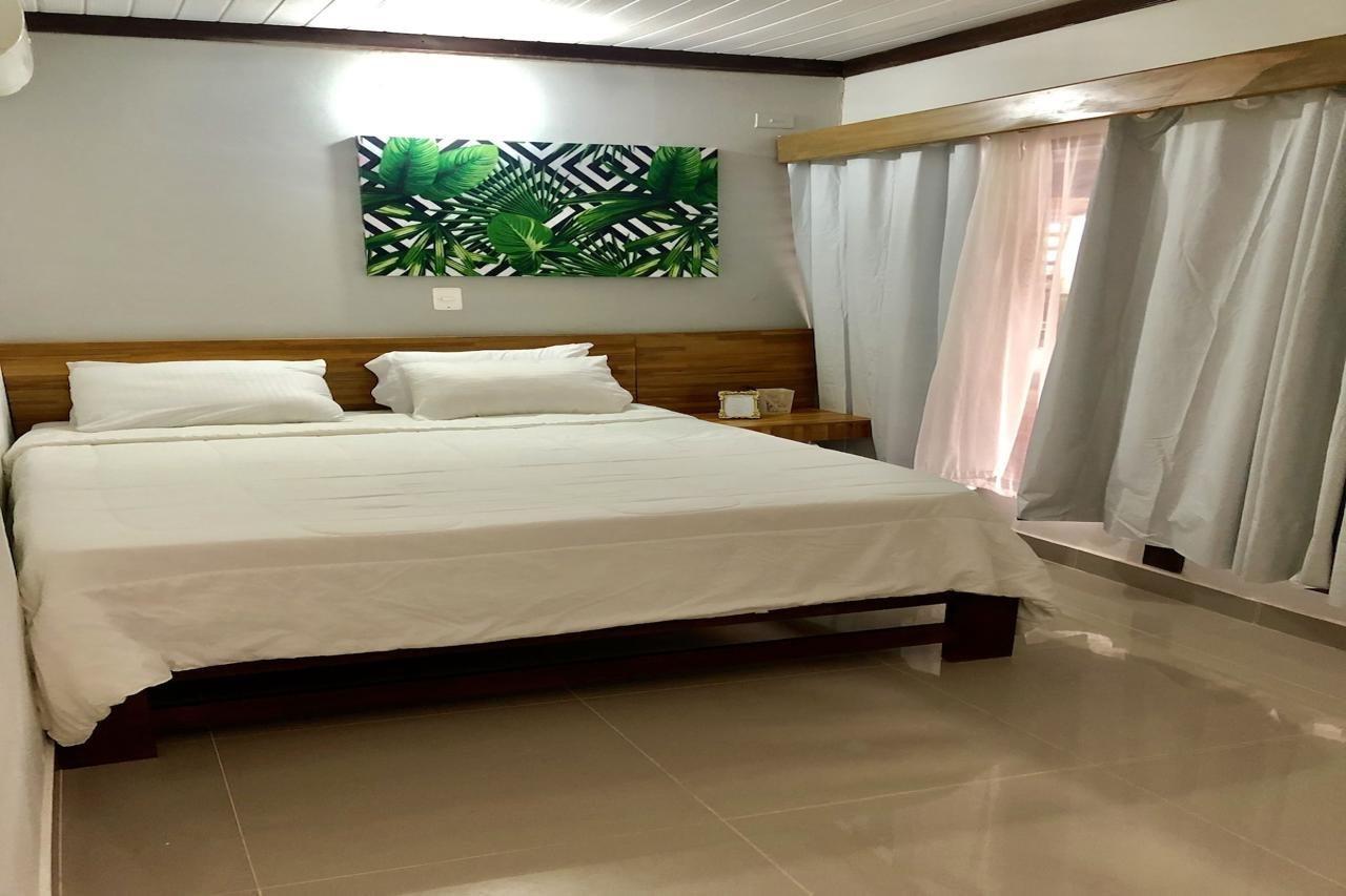 Hotel Madreselva 莱蒂西亚 外观 照片